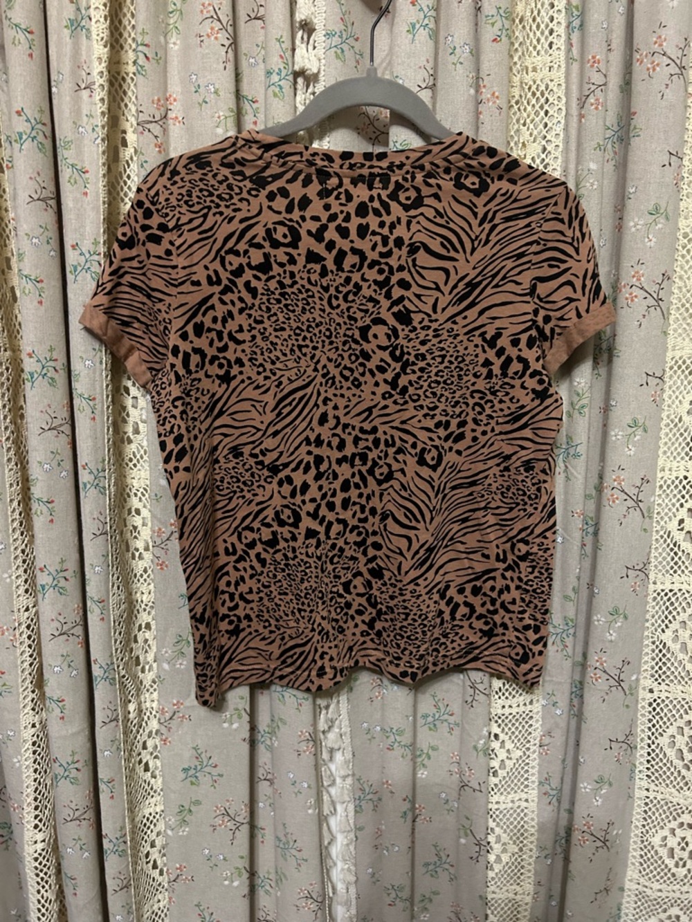 4/$25 Bershka Animal Print Tee Size Small Brown Leopard Zebra Mixed Print Top - Picture 3 of 3